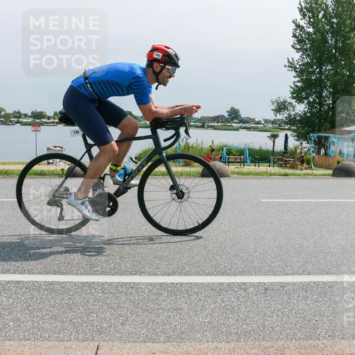 21.06.2025 - 27. Vierlanden-Triathlon H.Heesch http://msf.ph/oto/8032006 15.06.2025 11:34:39 Radfahren 740, 775, 935 meine-sportfotos.de