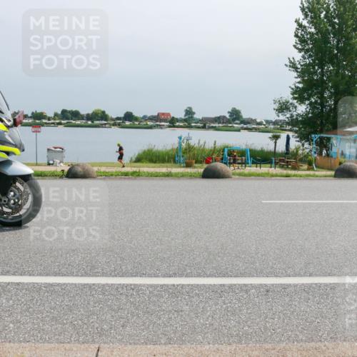 21.06.2025 - 27. Vierlanden-Triathlon H.Heesch http://msf.ph/oto/8032018 15.06.2025 11:34:42 Radfahren 740, 775, 935 meine-sportfotos.de