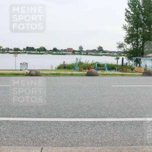 15.06.2025 - 27. Vierlanden-Triathlon H.Heesch http://msf.ph/oto/8032406 15.06.2025 10:39:34 Radfahren 59, 67, 130, 204, 281 meine-sportfotos.de
