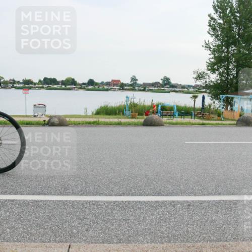 15.06.2025 - 27. Vierlanden-Triathlon H.Heesch http://msf.ph/oto/8032420 15.06.2025 10:39:42 Radfahren 3, 404 meine-sportfotos.de