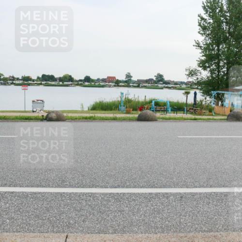 15.06.2025 - 27. Vierlanden-Triathlon H.Heesch http://msf.ph/oto/8032463 15.06.2025 10:39:54 Radfahren 77, 153 meine-sportfotos.de