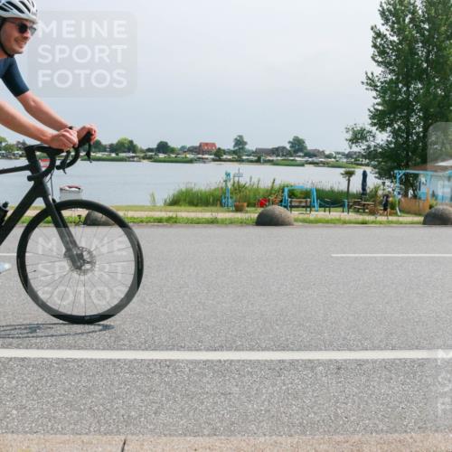 21.06.2025 - 27. Vierlanden-Triathlon H.Heesch http://msf.ph/oto/8032483 15.06.2025 11:37:33 Radfahren 90, 686 meine-sportfotos.de