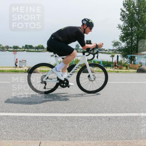 21.06.2025 - 27. Vierlanden-Triathlon H.Heesch http://msf.ph/oto/8032698 15.06.2025 11:38:45 Radfahren 636, 668, 793 meine-sportfotos.de