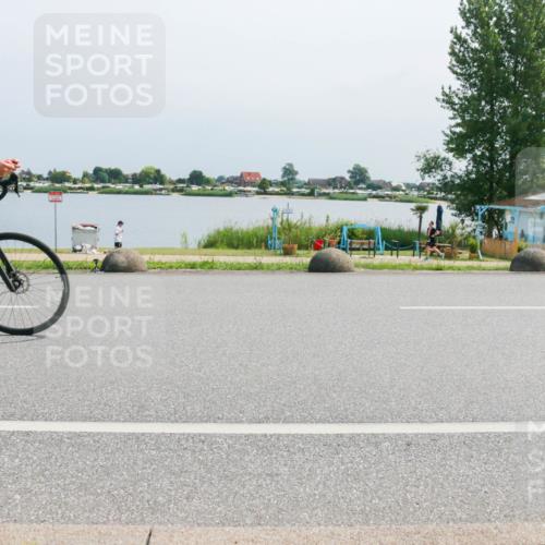 21.06.2025 - 27. Vierlanden-Triathlon H.Heesch http://msf.ph/oto/8032806 15.06.2025 11:39:09 Radfahren 643, 733 meine-sportfotos.de