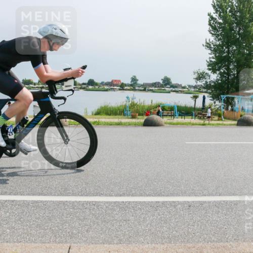 21.06.2025 - 27. Vierlanden-Triathlon H.Heesch http://msf.ph/oto/8032817 15.06.2025 11:39:16 Radfahren 220, 641, 667, 723, 746, 808 meine-sportfotos.de
