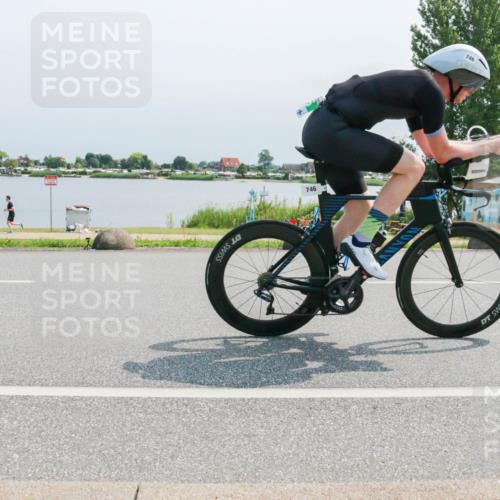 21.06.2025 - 27. Vierlanden-Triathlon H.Heesch http://msf.ph/oto/8032819 15.06.2025 11:39:16 Radfahren 220, 641, 667, 723, 746, 808 meine-sportfotos.de