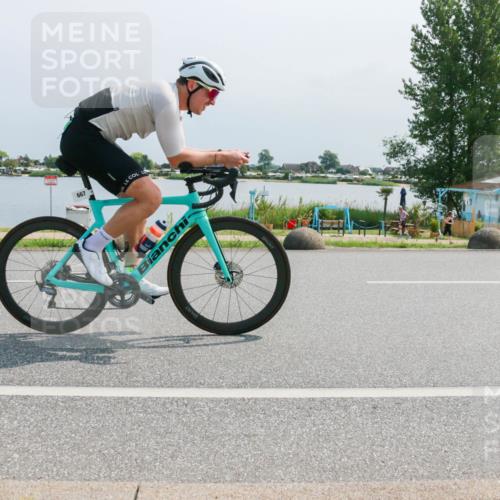21.06.2025 - 27. Vierlanden-Triathlon H.Heesch http://msf.ph/oto/8032862 15.06.2025 11:39:19 Radfahren 220, 641, 667, 723, 746, 808 meine-sportfotos.de