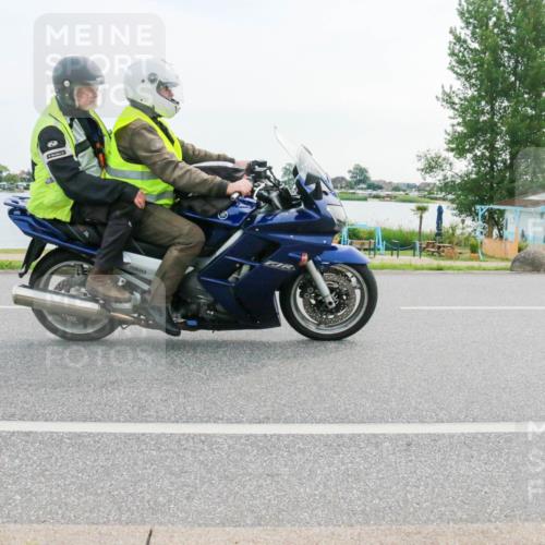 15.06.2025 - 27. Vierlanden-Triathlon H.Heesch http://msf.ph/oto/8032888 15.06.2025 10:40:40 Radfahren 9, 253, 309, 341 meine-sportfotos.de