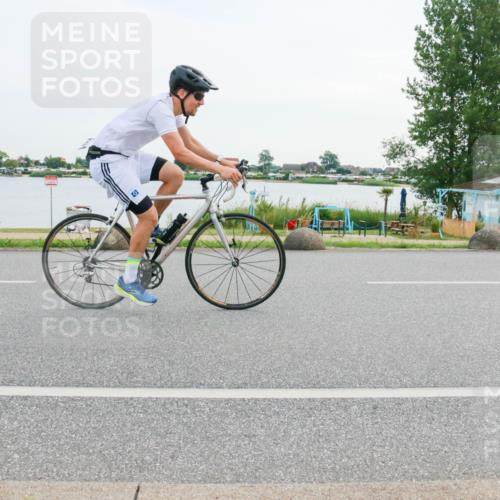15.06.2025 - 27. Vierlanden-Triathlon H.Heesch http://msf.ph/oto/8033035 15.06.2025 10:41:09 Radfahren 152, 187, 275, 289, 432, 1398 meine-sportfotos.de