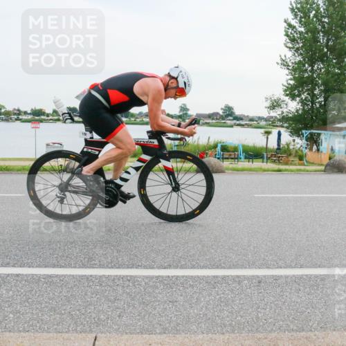 15.06.2025 - 27. Vierlanden-Triathlon H.Heesch http://msf.ph/oto/8033057 15.06.2025 10:41:13 Radfahren 114, 152, 187, 275, 366 meine-sportfotos.de