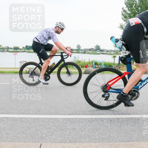 15.06.2025 - 27. Vierlanden-Triathlon H.Heesch http://msf.ph/oto/8033078 15.06.2025 10:41:17 Radfahren 114, 152, 366, 426 meine-sportfotos.de