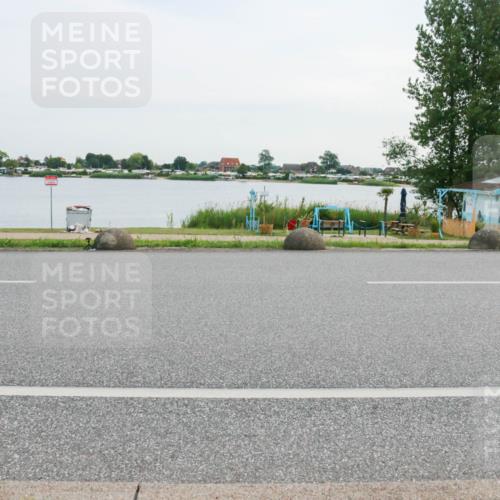 15.06.2025 - 27. Vierlanden-Triathlon H.Heesch http://msf.ph/oto/8033170 15.06.2025 10:41:32 Radfahren 106, 127, 198, 229, 351, 436 meine-sportfotos.de