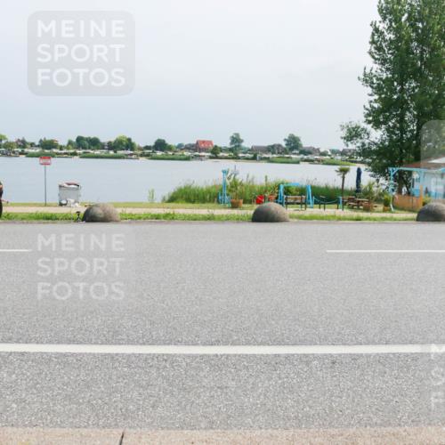 21.06.2025 - 27. Vierlanden-Triathlon H.Heesch http://msf.ph/oto/8033225 15.06.2025 11:40:14 Radfahren 662, 774, 869 meine-sportfotos.de
