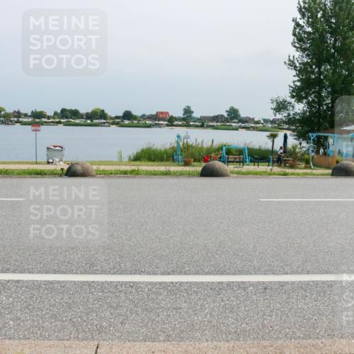 21.06.2025 - 27. Vierlanden-Triathlon H.Heesch http://msf.ph/oto/8033255 15.06.2025 11:40:23 Radfahren  meine-sportfotos.de
