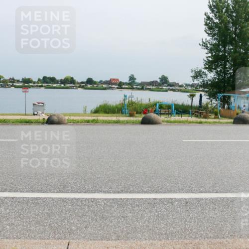 21.06.2025 - 27. Vierlanden-Triathlon H.Heesch http://msf.ph/oto/8033324 15.06.2025 11:40:24 Radfahren  meine-sportfotos.de