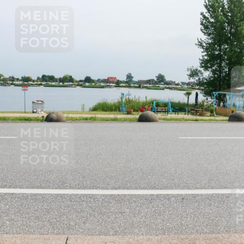 21.06.2025 - 27. Vierlanden-Triathlon H.Heesch http://msf.ph/oto/8033343 15.06.2025 11:40:25 Radfahren  meine-sportfotos.de