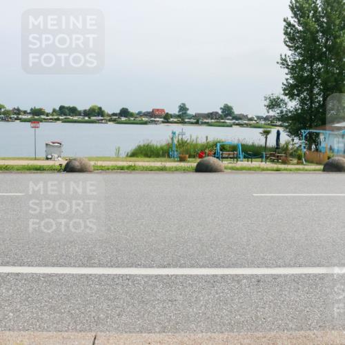21.06.2025 - 27. Vierlanden-Triathlon H.Heesch http://msf.ph/oto/8033366 15.06.2025 11:40:25 Radfahren  meine-sportfotos.de