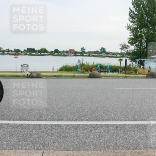 15.06.2025 - 27. Vierlanden-Triathlon H.Heesch http://msf.ph/oto/8033422 15.06.2025 10:41:39 Radfahren 22, 106, 109, 127, 142, 172, 436 meine-sportfotos.de