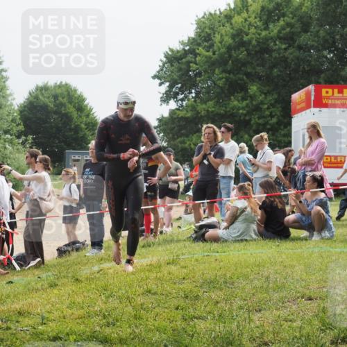 15.06.2025 - 27. Vierlanden-Triathlon KatJ http://msf.ph/oto/8033484 15.06.2025 11:15:58 Schwimmen 919, 946, 951, 963 meine-sportfotos.de
