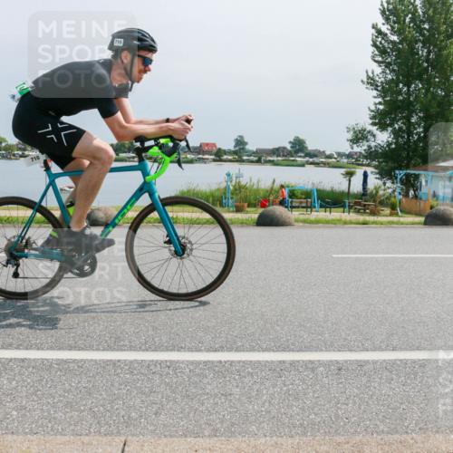 21.06.2025 - 27. Vierlanden-Triathlon H.Heesch http://msf.ph/oto/8033489 15.06.2025 11:40:32 Radfahren 206, 647, 694, 707, 710, 740, 760 meine-sportfotos.de