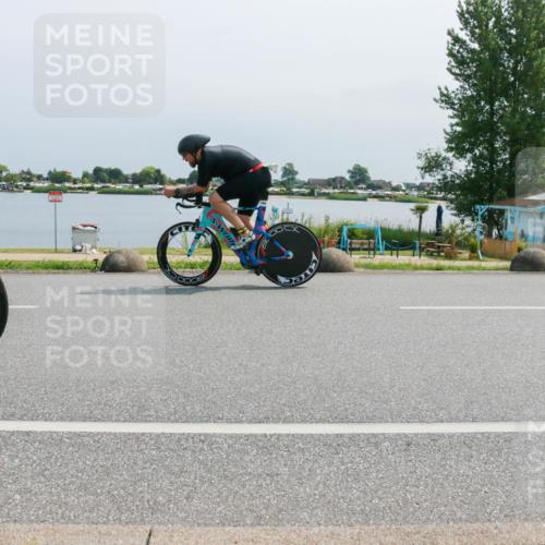 21.06.2025 - 27. Vierlanden-Triathlon H.Heesch http://msf.ph/oto/8033505 15.06.2025 11:40:33 Radfahren 206, 647, 678, 694, 707, 710, 740, 760 meine-sportfotos.de