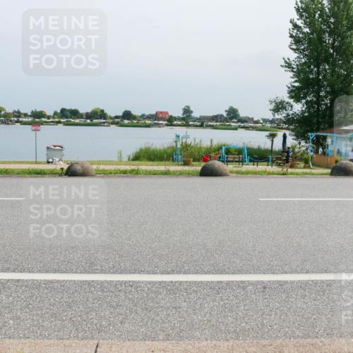 21.06.2025 - 27. Vierlanden-Triathlon H.Heesch http://msf.ph/oto/8033581 15.06.2025 11:40:53 Radfahren 162, 200, 722 meine-sportfotos.de