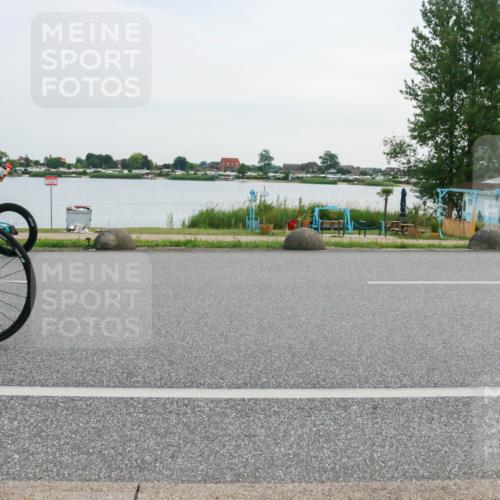 15.06.2025 - 27. Vierlanden-Triathlon H.Heesch http://msf.ph/oto/8033846 15.06.2025 10:41:54 Radfahren 34, 121, 134, 151, 213, 250, 293 meine-sportfotos.de