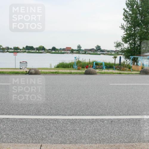 15.06.2025 - 27. Vierlanden-Triathlon H.Heesch http://msf.ph/oto/8033885 15.06.2025 10:41:57 Radfahren 34, 121, 151, 213, 250, 293 meine-sportfotos.de