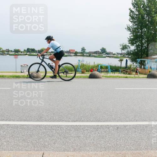 21.06.2025 - 27. Vierlanden-Triathlon H.Heesch http://msf.ph/oto/8033910 15.06.2025 11:41:03 Radfahren 649, 883 meine-sportfotos.de