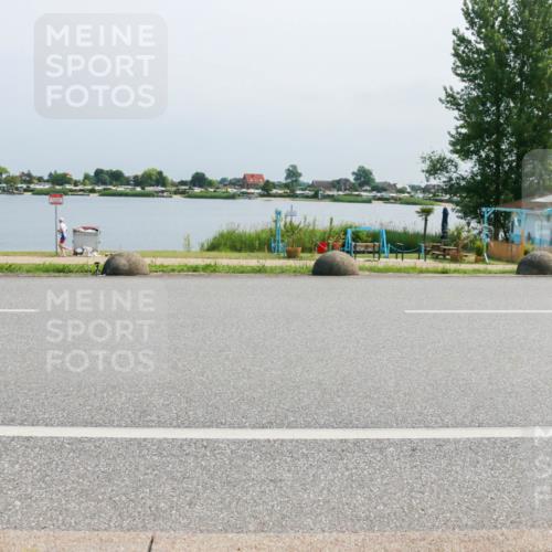 21.06.2025 - 27. Vierlanden-Triathlon H.Heesch http://msf.ph/oto/8034008 15.06.2025 11:41:05 Radfahren 649, 715, 883 meine-sportfotos.de