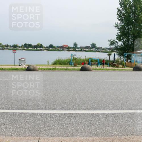 21.06.2025 - 27. Vierlanden-Triathlon H.Heesch http://msf.ph/oto/8034254 15.06.2025 11:41:12 Radfahren 715, 778, 867, 884 meine-sportfotos.de