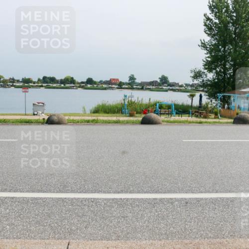 21.06.2025 - 27. Vierlanden-Triathlon H.Heesch http://msf.ph/oto/8034312 15.06.2025 11:41:23 Radfahren 696, 706, 709 meine-sportfotos.de