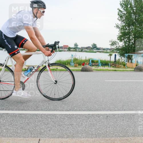 15.06.2025 - 27. Vierlanden-Triathlon H.Heesch http://msf.ph/oto/8034451 15.06.2025 10:42:47 Radfahren 347, 1399 meine-sportfotos.de