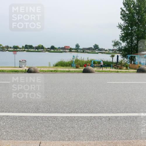 21.06.2025 - 27. Vierlanden-Triathlon H.Heesch http://msf.ph/oto/8034457 15.06.2025 11:42:00 Radfahren 646, 937 meine-sportfotos.de