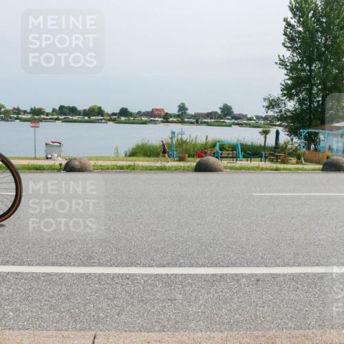 21.06.2025 - 27. Vierlanden-Triathlon H.Heesch http://msf.ph/oto/8034553 15.06.2025 11:42:30 Radfahren 48, 751, 762, 859 meine-sportfotos.de