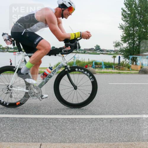 15.06.2025 - 27. Vierlanden-Triathlon H.Heesch http://msf.ph/oto/8034622 15.06.2025 10:42:54 Radfahren 115, 147 meine-sportfotos.de