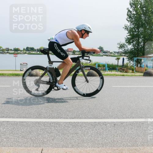 21.06.2025 - 27. Vierlanden-Triathlon H.Heesch http://msf.ph/oto/8034700 15.06.2025 11:42:55 Radfahren 217, 642 meine-sportfotos.de
