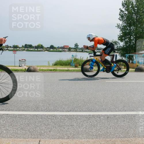 21.06.2025 - 27. Vierlanden-Triathlon H.Heesch http://msf.ph/oto/8034809 15.06.2025 11:43:08 Radfahren 688, 817, 853, 854 meine-sportfotos.de