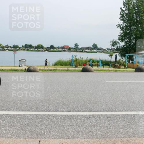 21.06.2025 - 27. Vierlanden-Triathlon H.Heesch http://msf.ph/oto/8034941 15.06.2025 11:43:13 Radfahren 681, 853, 854 meine-sportfotos.de