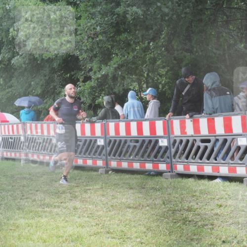 21.06.2025 - 27. Vierlanden-Triathlon KatJ http://msf.ph/oto/8035327 15.06.2025 13:51:08 Ziel 1113 meine-sportfotos.de