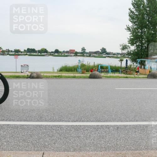 15.06.2025 - 27. Vierlanden-Triathlon H.Heesch http://msf.ph/oto/8035427 15.06.2025 10:45:04 Radfahren 188, 196, 233, 345, 360, 439 meine-sportfotos.de