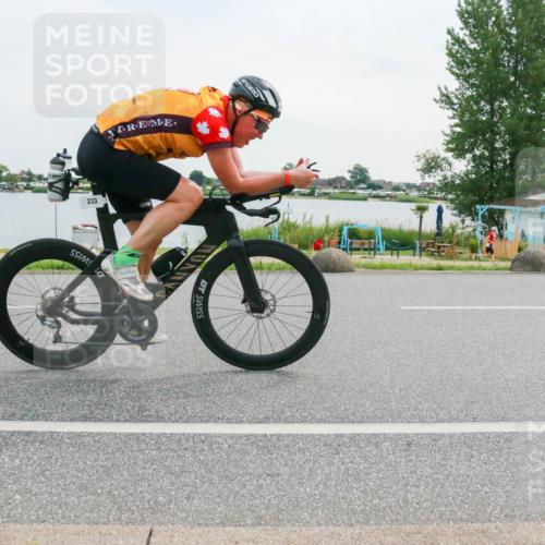 15.06.2025 - 27. Vierlanden-Triathlon H.Heesch http://msf.ph/oto/8035438 15.06.2025 10:45:04 Radfahren 188, 196, 233, 345, 360, 439 meine-sportfotos.de