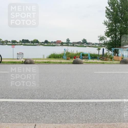 15.06.2025 - 27. Vierlanden-Triathlon H.Heesch http://msf.ph/oto/8035824 15.06.2025 10:46:18 Radfahren 3, 153 meine-sportfotos.de