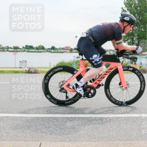 15.06.2025 - 27. Vierlanden-Triathlon H.Heesch http://msf.ph/oto/8035837 15.06.2025 10:46:31 Radfahren 369 meine-sportfotos.de