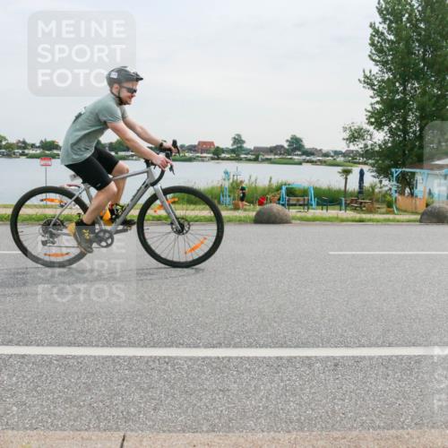 15.06.2025 - 27. Vierlanden-Triathlon H.Heesch http://msf.ph/oto/8035877 15.06.2025 10:46:58 Radfahren 315, 325, 364, 455 meine-sportfotos.de