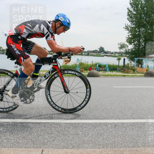 15.06.2025 - 27. Vierlanden-Triathlon H.Heesch http://msf.ph/oto/8035963 15.06.2025 10:47:07 Radfahren 68, 143, 169, 370 meine-sportfotos.de