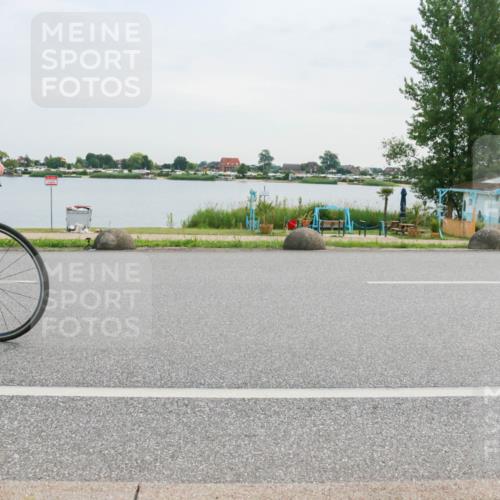 15.06.2025 - 27. Vierlanden-Triathlon H.Heesch http://msf.ph/oto/8035997 15.06.2025 10:47:16 Radfahren 83, 193, 296, 406, 418 meine-sportfotos.de