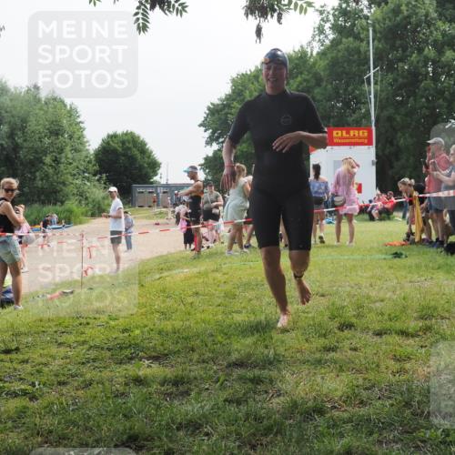 21.06.2025 - 27. Vierlanden-Triathlon KatJ http://msf.ph/oto/8036089 15.06.2025 11:21:03 Schwimmen 892, 918, 965 meine-sportfotos.de