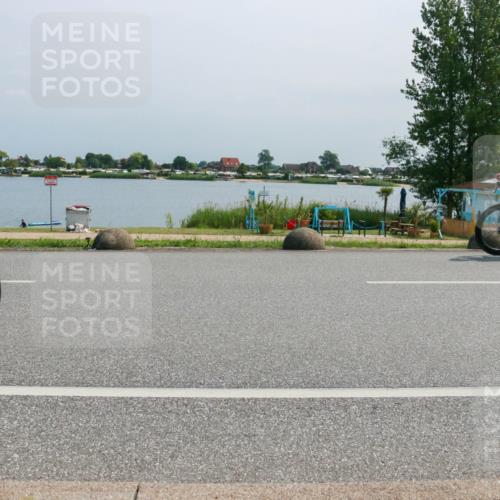 21.06.2025 - 27. Vierlanden-Triathlon H.Heesch http://msf.ph/oto/8036103 15.06.2025 11:45:08 Radfahren 641, 644, 782, 840 meine-sportfotos.de