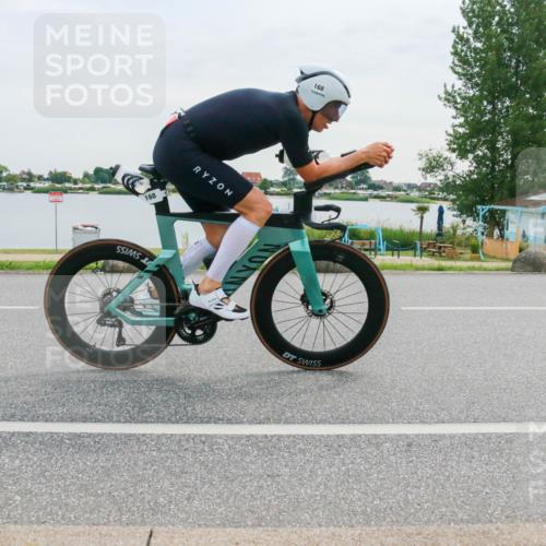 15.06.2025 - 27. Vierlanden-Triathlon H.Heesch http://msf.ph/oto/8036267 15.06.2025 10:47:54 Radfahren 37, 168, 172, 396, 1397 meine-sportfotos.de